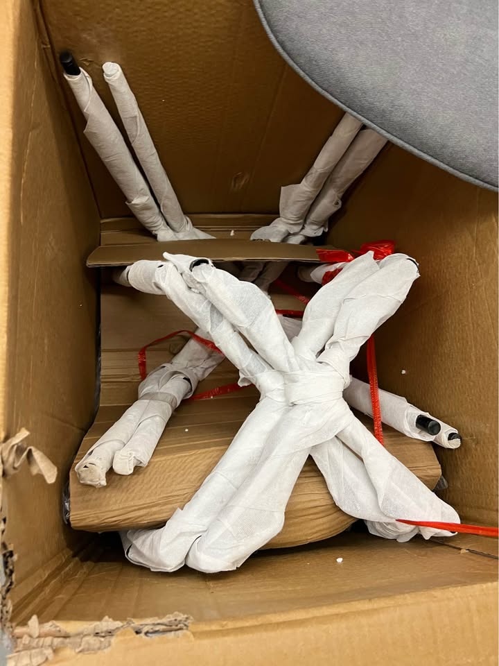 Brand New Dining Chair set of 4 - photo 4