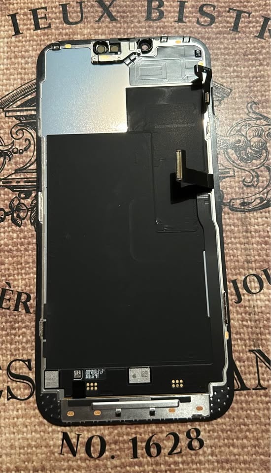 iPhone 13 Pro Max OEM Screen replacement - photo 2