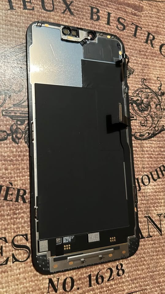 iPhone 13 Pro Max OEM Screen replacement - photo 3