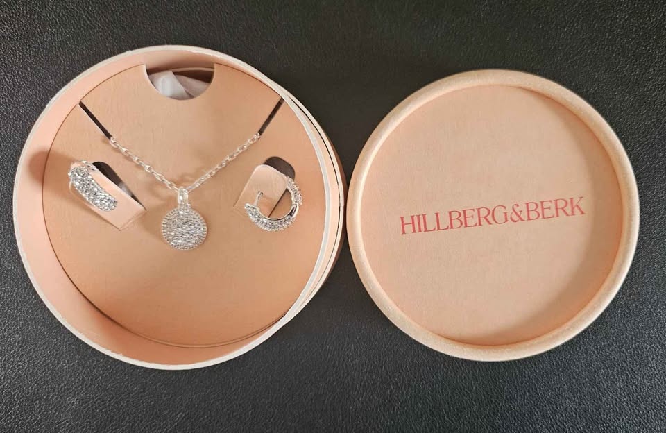 Hillberg & Berk earring and pendant set - photo 2