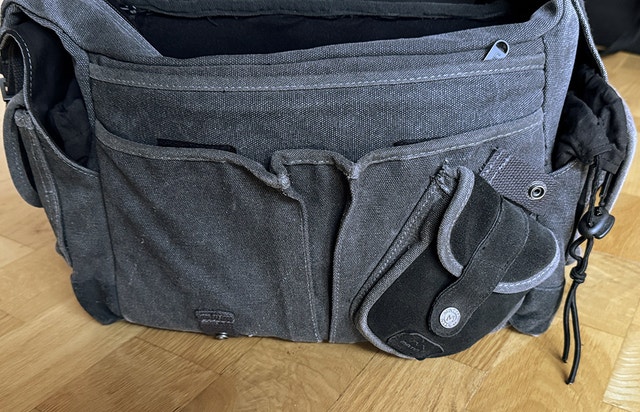 Used Matin Camera Bag - photo 3
