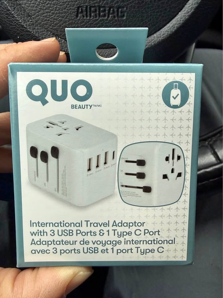 QUO Universal Travel Adaptor W/3 Usb Port Type C White