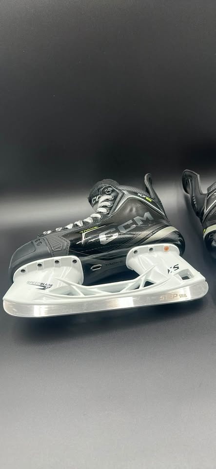 CCM Tacks XF 90 Senior Hockey Skates Size Regular 8.5 - photo 3