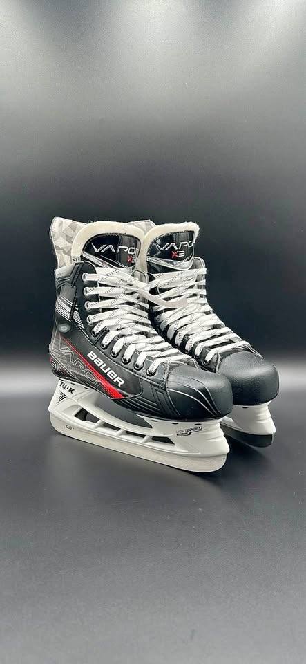 Bauer Vapor X3 Hockey Skates - Senior Size 7.5 D