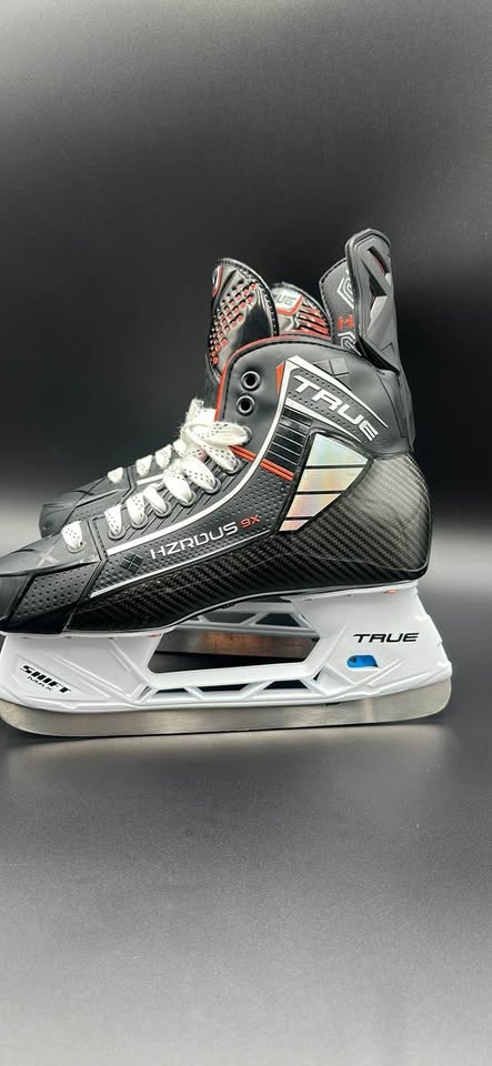 TRUE HOCKEY HZRDUS 9X SENIOR HOCKEY SKATES Size 9.5 - photo 3