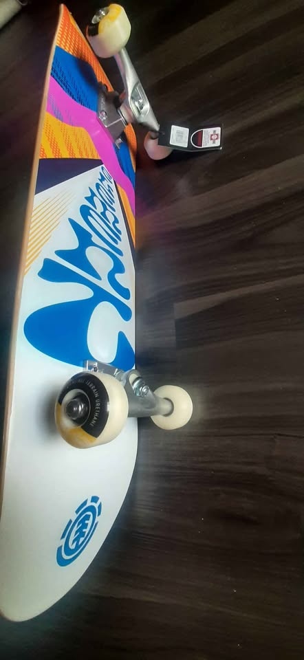 Element Skateboard - photo 3