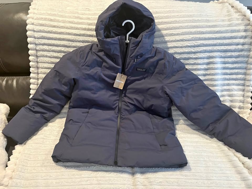 Patagonia women’s large jacket