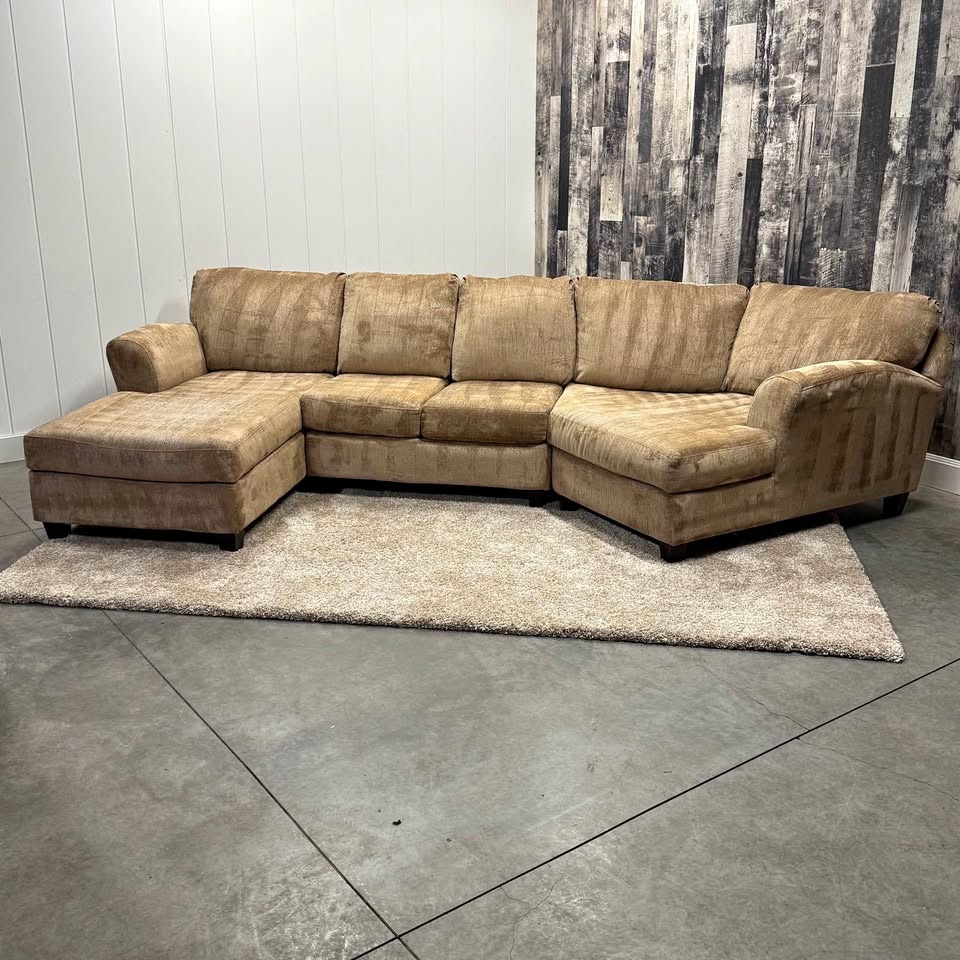 Large Royal Beige Sectional with Cuddler Seat