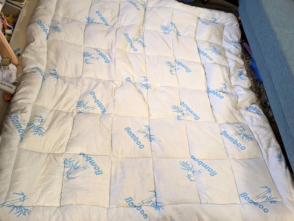Bamboo queen size topper mattress