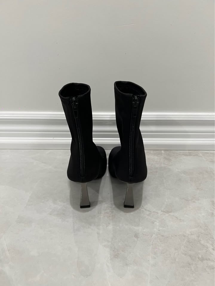 Zara Heeled Booties - photo 3