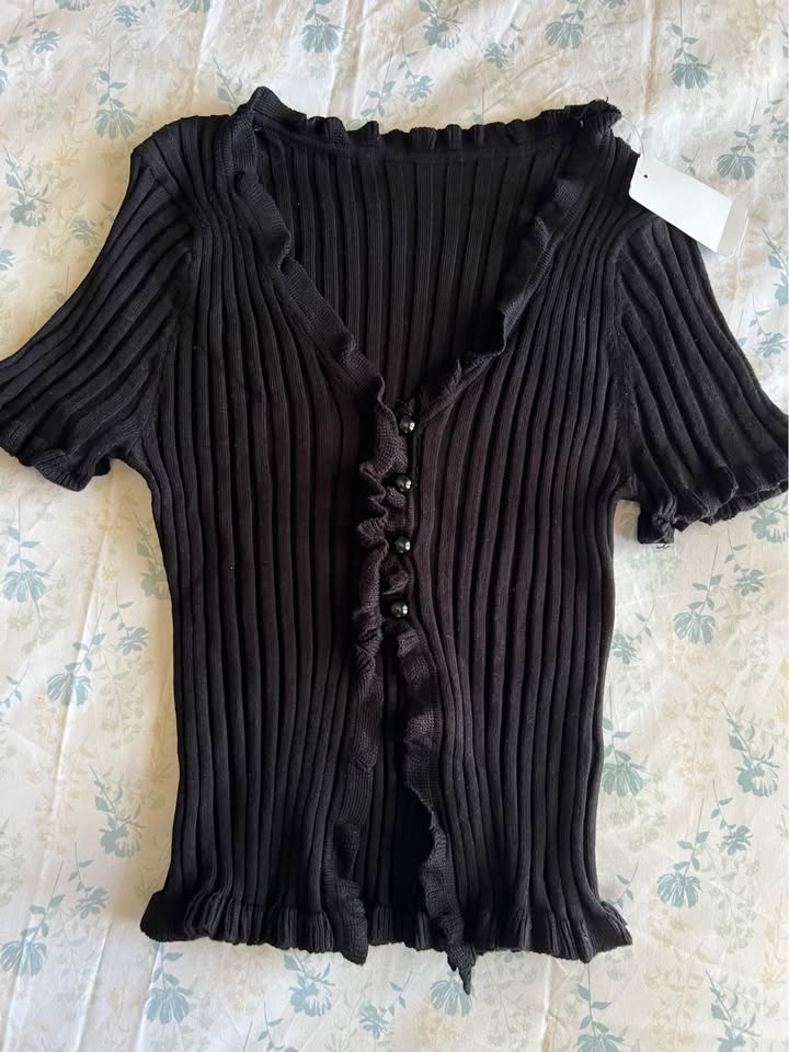 NEW M Boutique Top - photo 4
