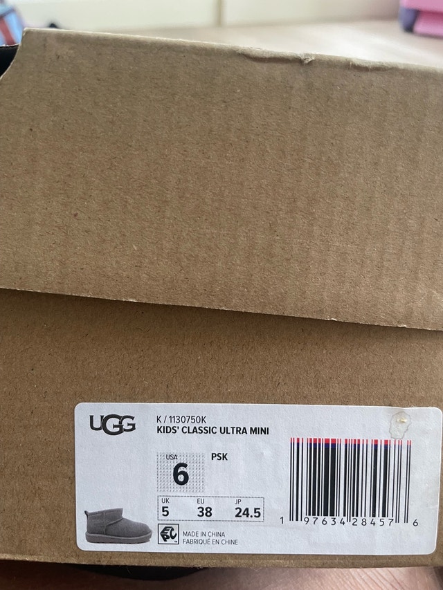 UGG girls Classic Boots Fashion Boot - photo 2