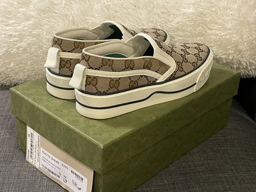 LIKE NEW Women's GUCCI 1977 slip-on sneakers - photo 2