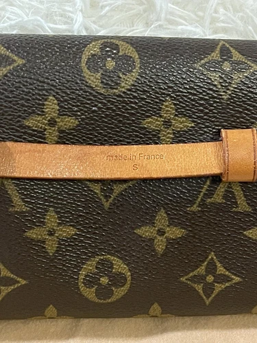 Authentic Pre-Loved LOUIS VUITTON Pochette Florentine - photo 3