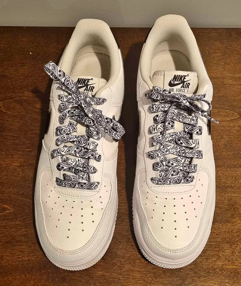 Nike Air Force 1 Low ’07 White Black – Size 10.5 – Like New