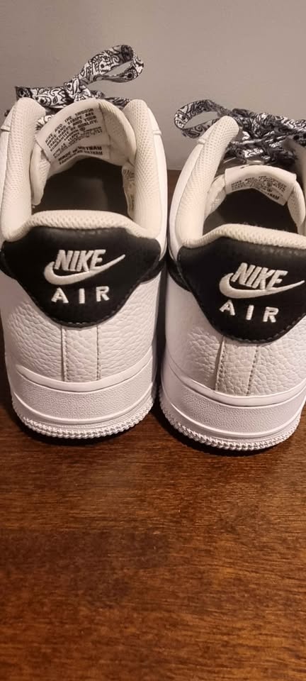 Nike Air Force 1 Low ’07 White Black – Size 10.5 – Like New - photo 4