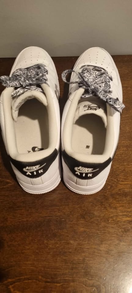 Nike Air Force 1 Low ’07 White Black – Size 10.5 – Like New - photo 5