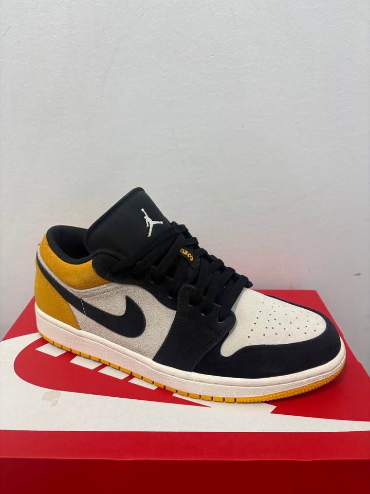 Jordan 1 Low University Gold - photo 2