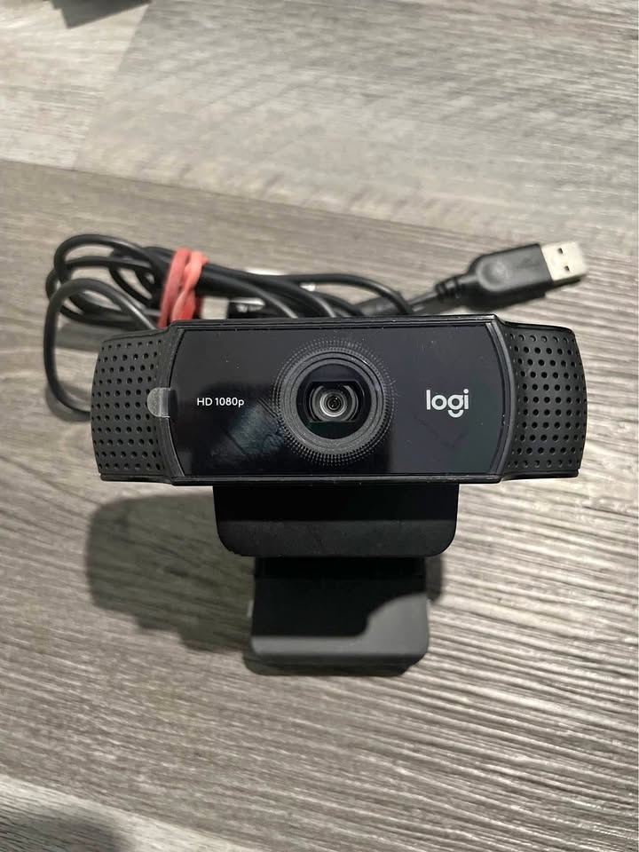 Logitech 1080p webcam!