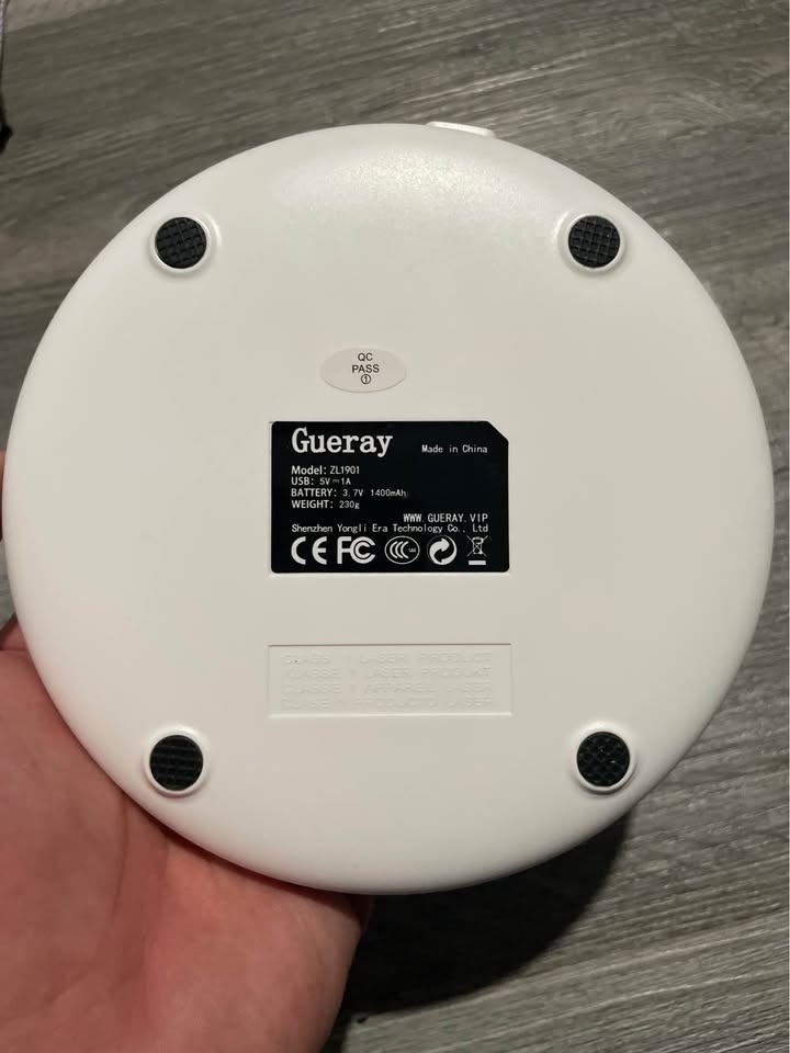 rechargeable CD Player! - photo 2