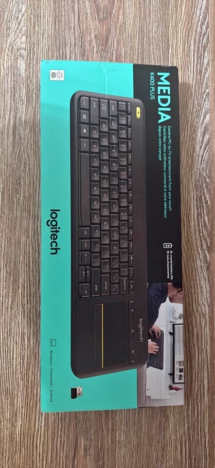 Logitech K400 Plus Touchpad Wireless Keyboard