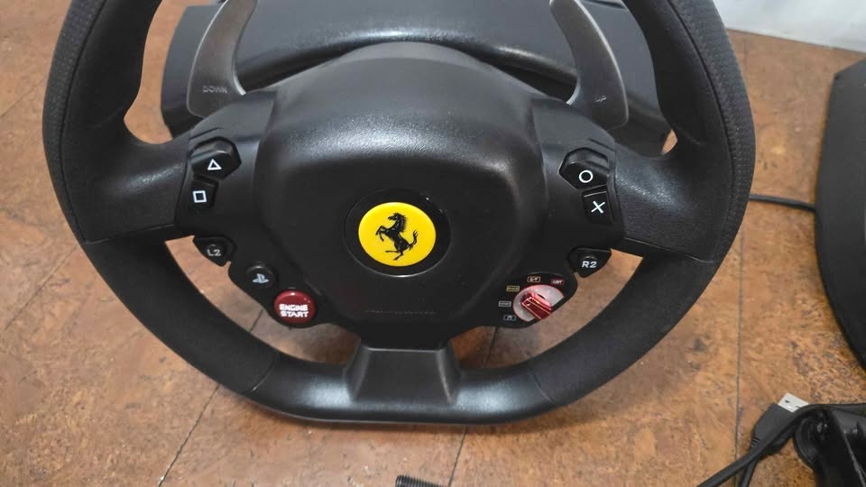 Thrustmaster T80 Ferrari Racing Wheel (PS5, PS4, PC) - photo 2