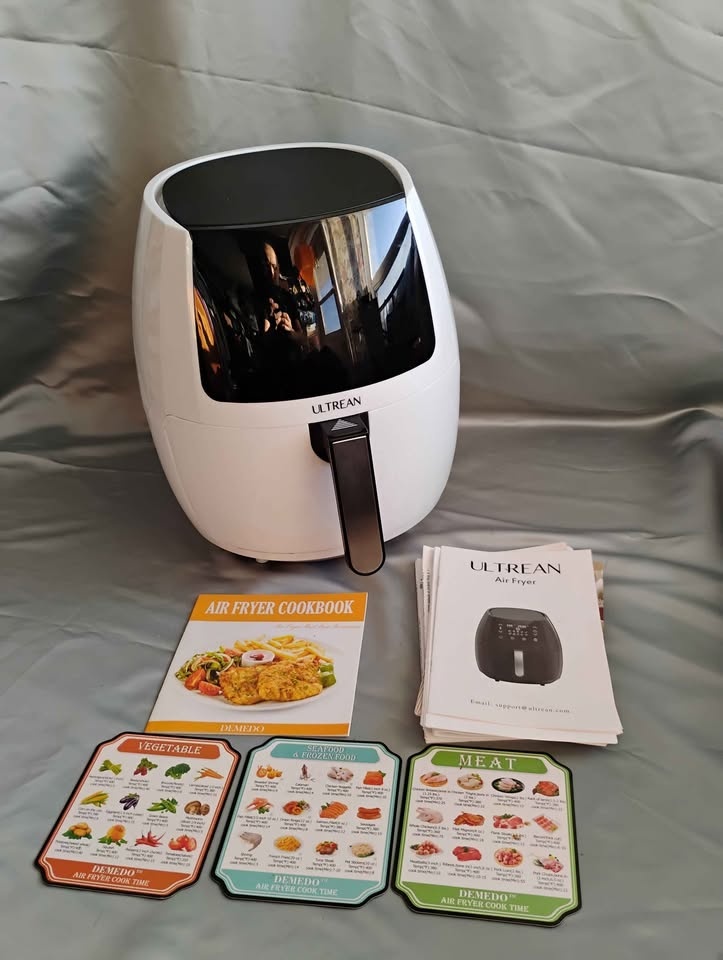 Ultrean AF0301 Air Fryer, 4.2L, 1700W – Like New - photo 2