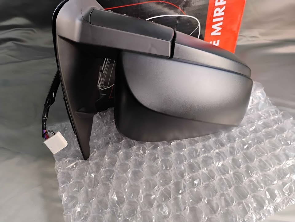 Toyota Tacoma Passenger Side Mirror 2016-2023 - photo 4