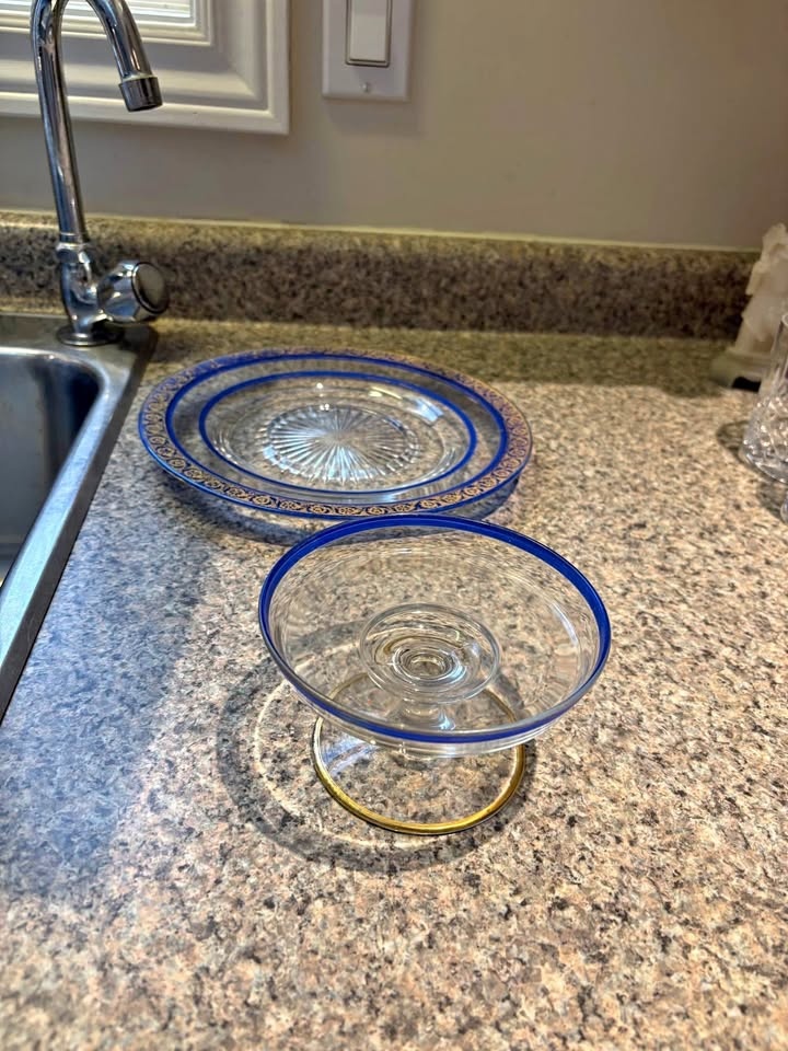 Cobalt Blue/Gold Filigree glass Plate Set