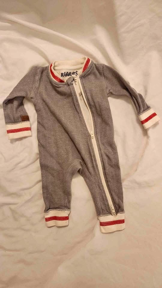 Juddlies Sleeper NB (Newborn, up to 8 lbs) - Grey
