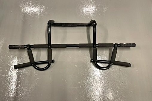 P90X Doorway Pull-up Bar