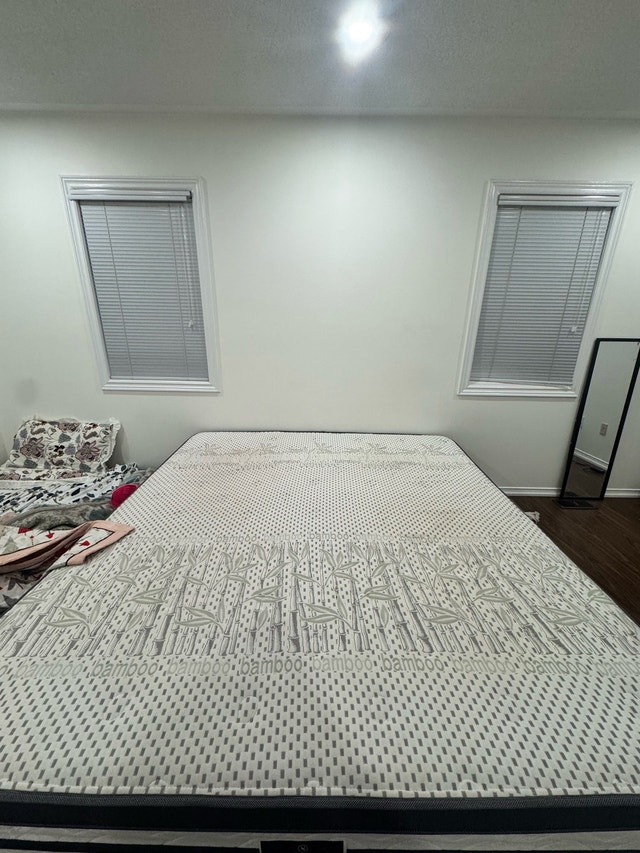 King bedbox and mattress - photo 3
