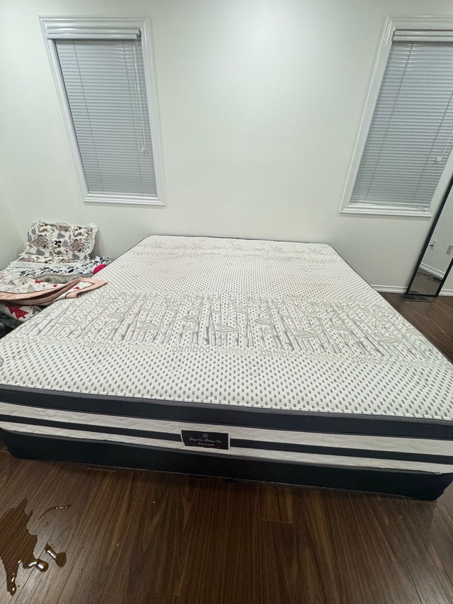 King bedbox and mattress - photo 4