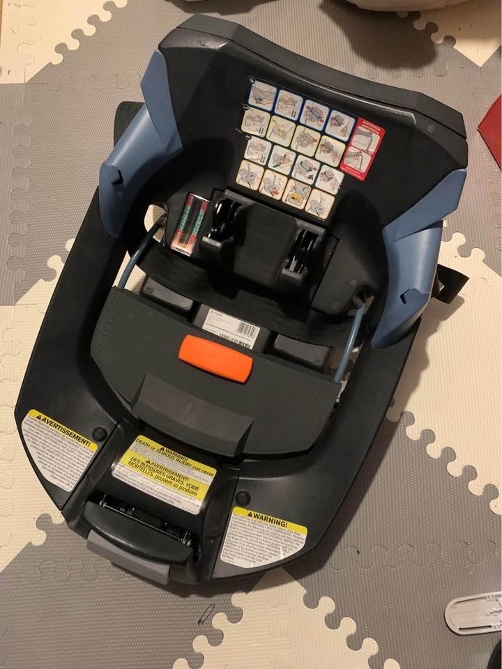 Cybex Aton 2 Car Seat Base - photo 2