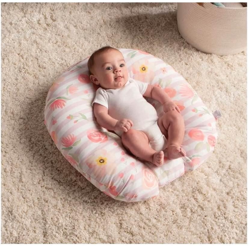 Baby lounge pillow