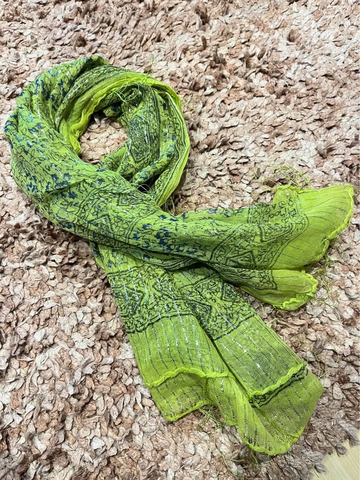 Green Sparkly Scarf - photo 2