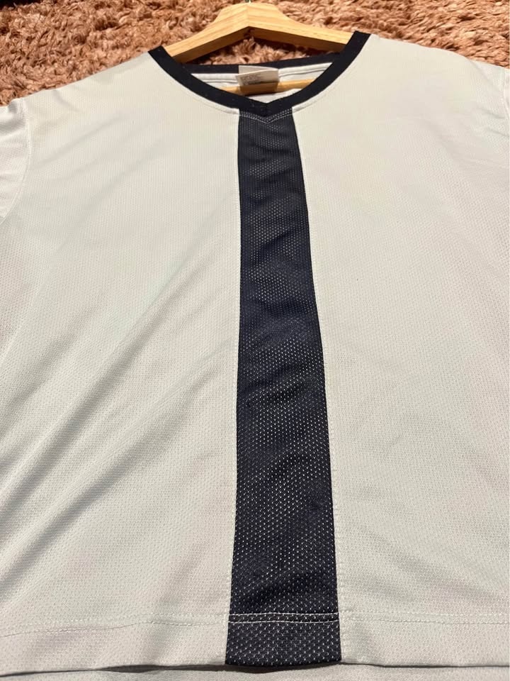 Women’s New Balance Work Out Shirt - photo 3