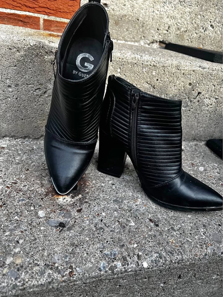 GUESS Heeled Booties Size 8
