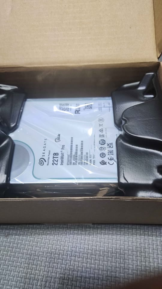 Sealed! Seagate IronWolf Pro ST22000NT001 - photo 4
