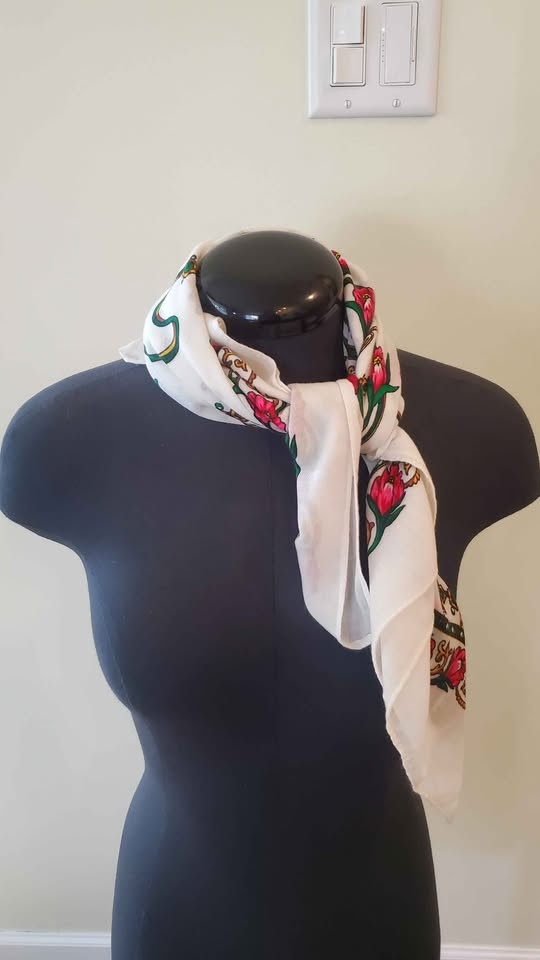 Chic Floral Patterned Scarf, Headwrap, Wrap, Top - photo 4