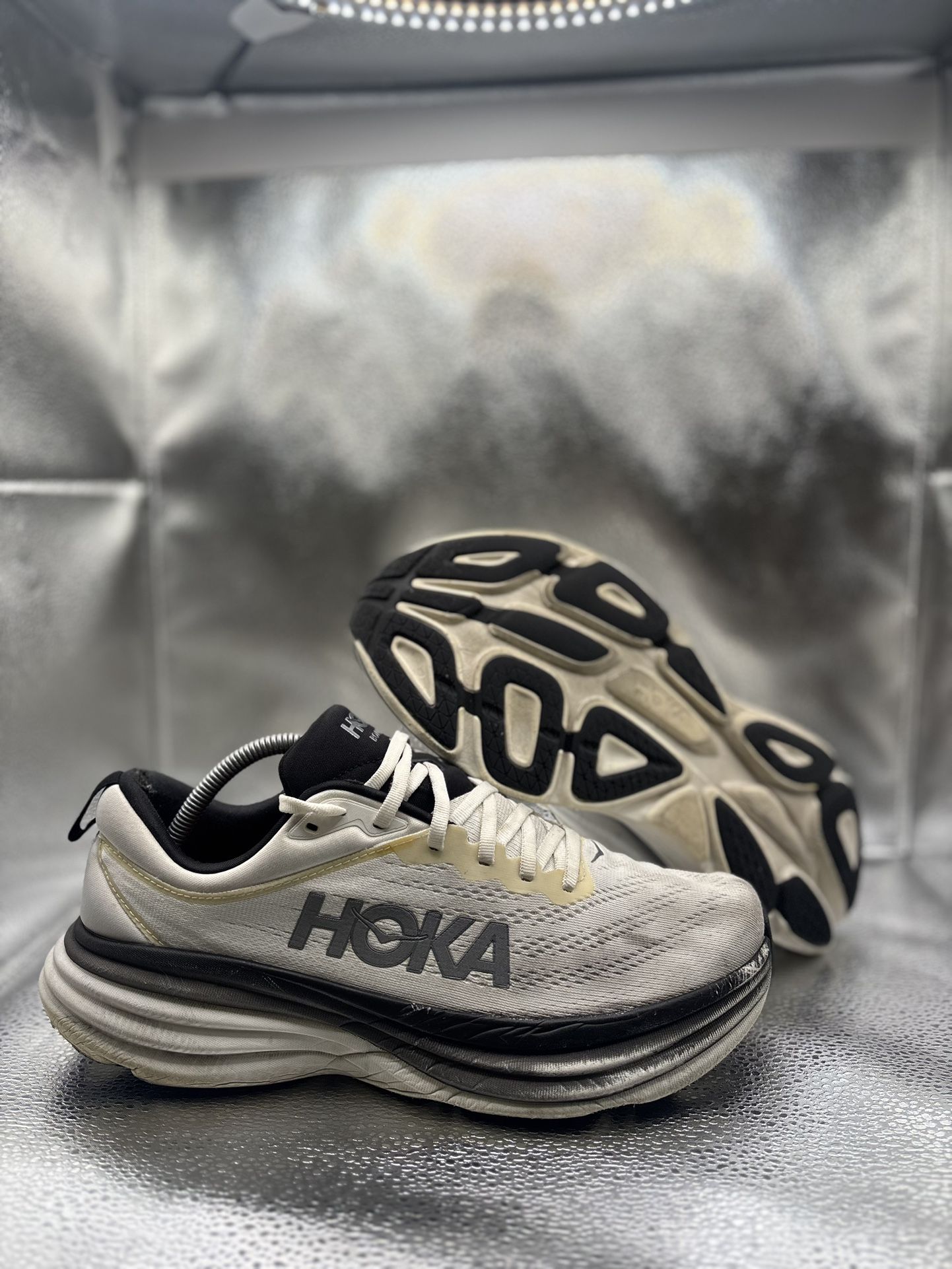 Hoka One One Bondi 8 White Black