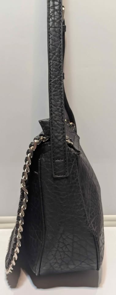 Urban Expressions Crossbody: Ethics Meets Elegance - photo 5