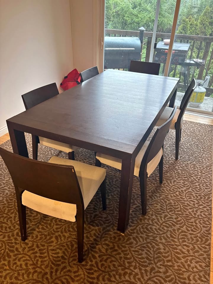 Wood Dining Room Table with Built-In Leaf