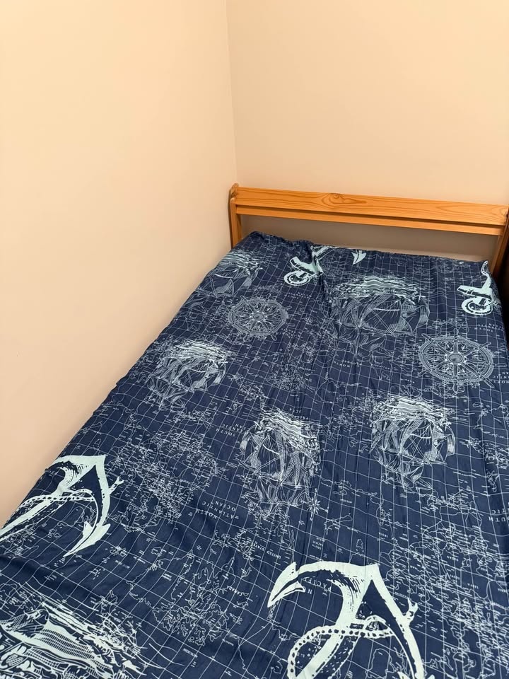 IKEA Twin/Single Bed Frame + Mattress – Great Condition - photo 2