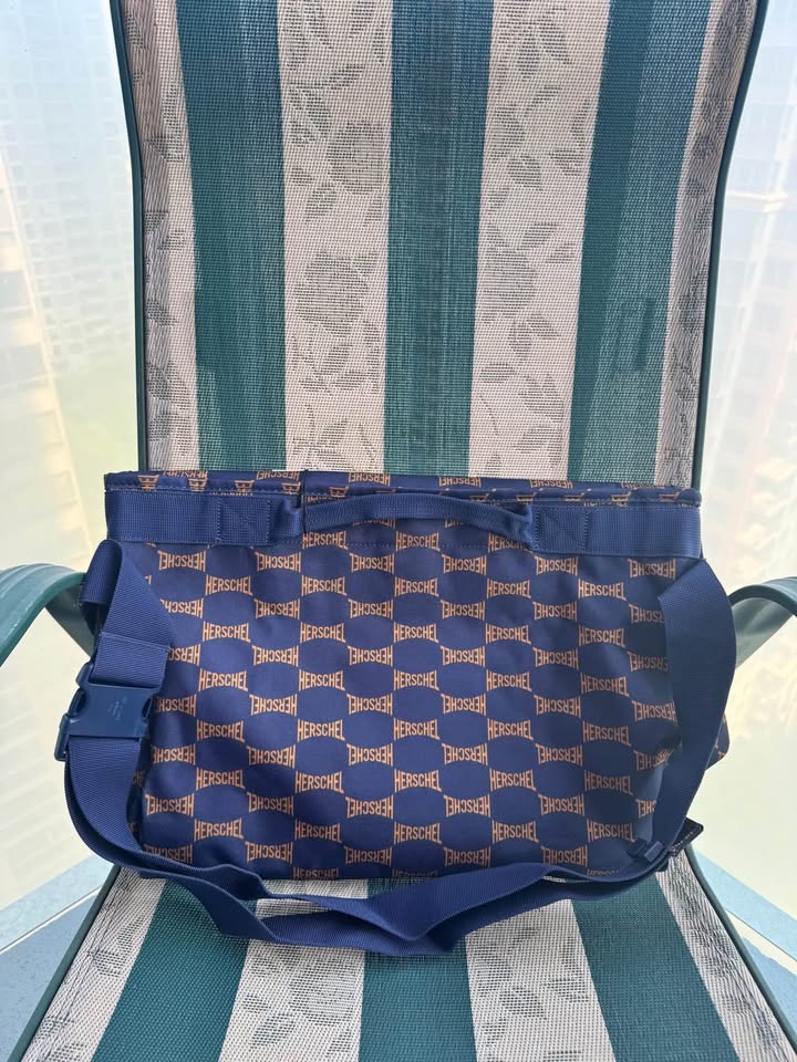 HERSCHEL Messenger Bag - photo 5