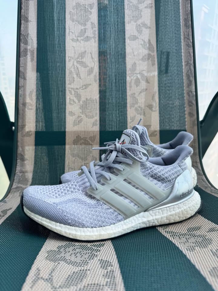 RARE ADIDAS Nasa X Ultraboost - photo 2