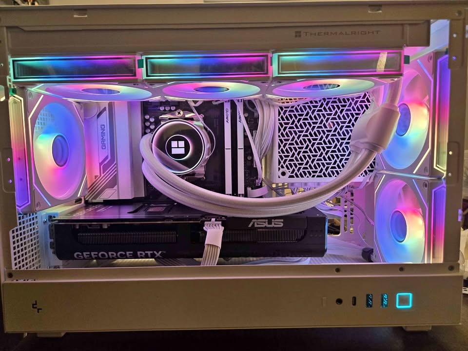 Brand new 9800x3d 5070 gaming pc