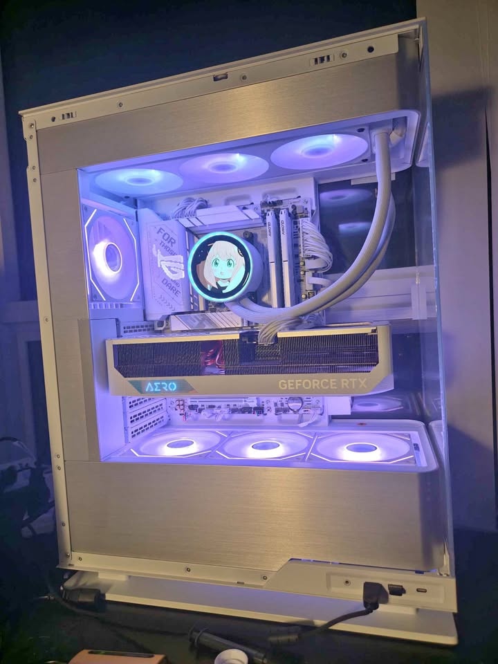 Brand new 9800x3d 4080 super pc