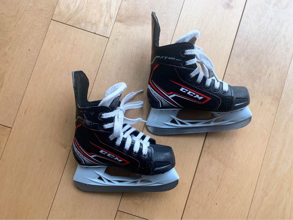 Size 10Y - Skates (for shoe size 11) - photo 2