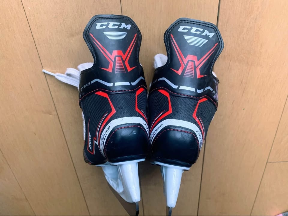 Size 10Y - Skates (for shoe size 11) - photo 3